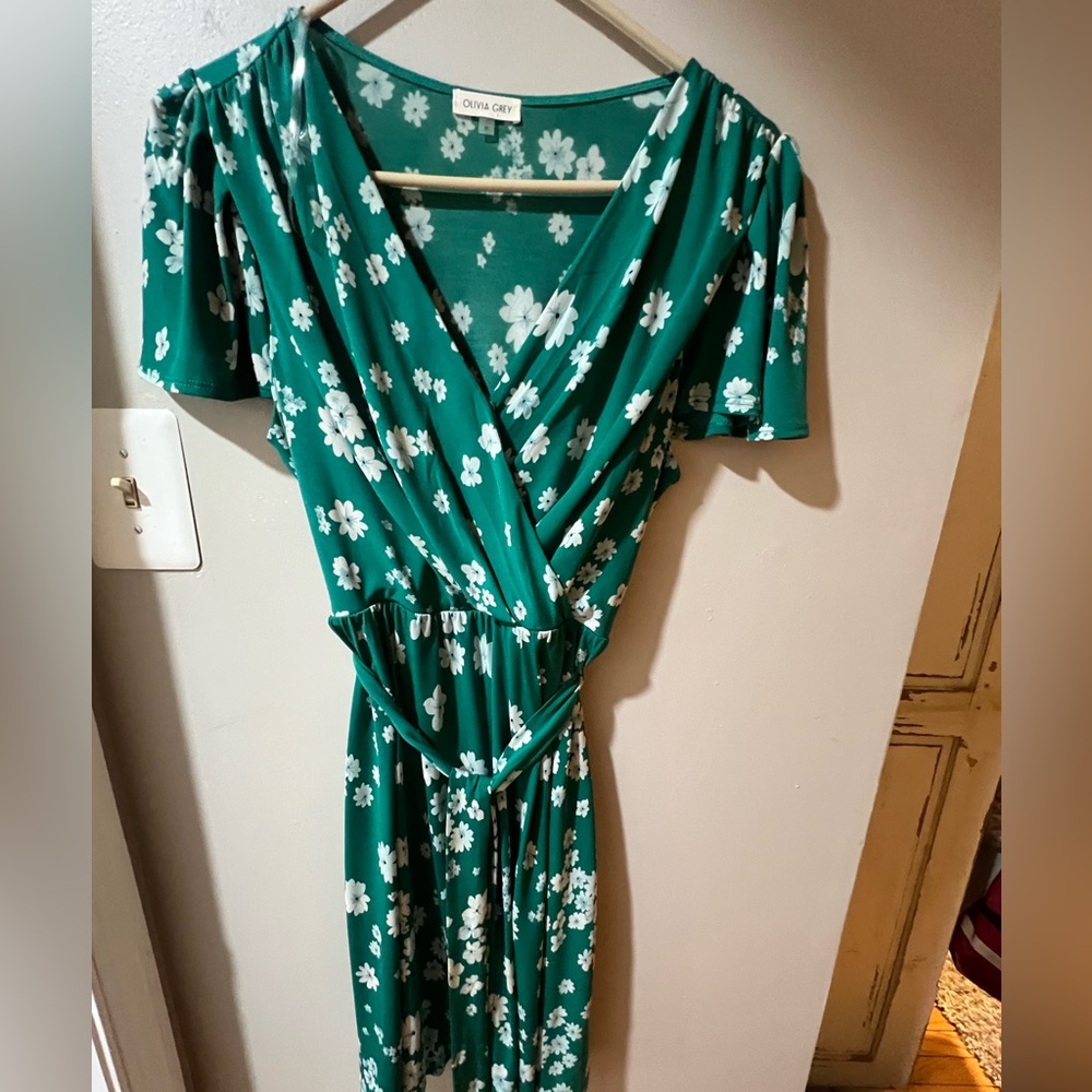 Olive Green Floral Midi Dress by Divided